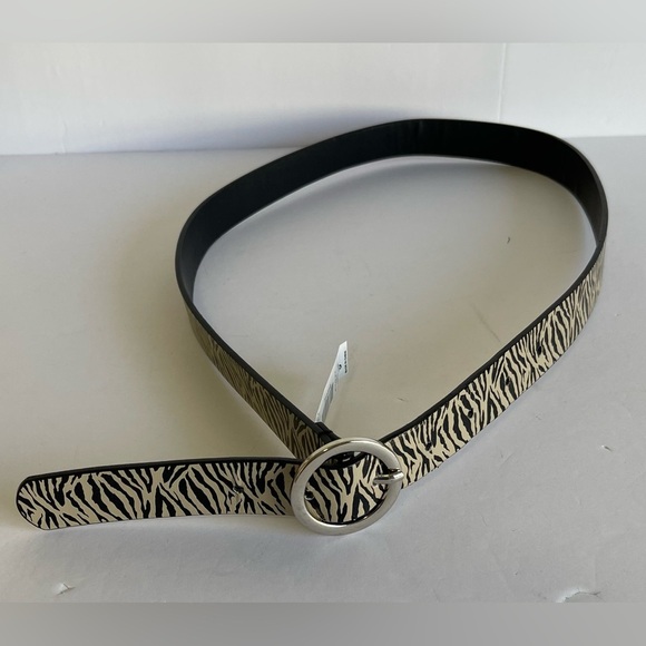 NEW BKE Zebra Print Belt with Silver Buckle - Picture 1 of 4